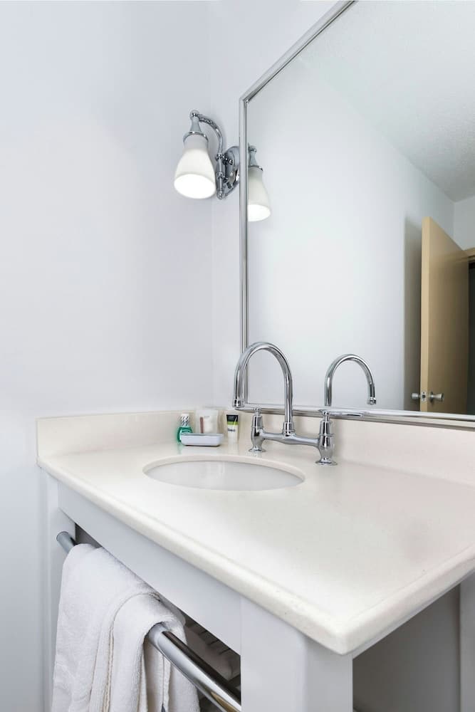 Four Points by Sheraton Asheville Downtown