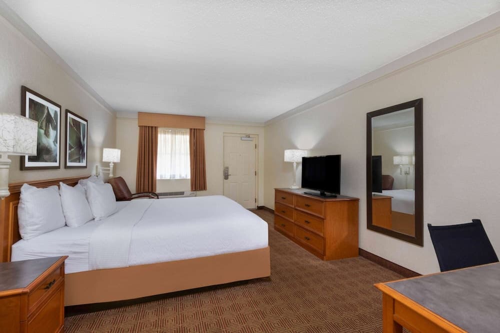 La Quinta East Deerfield Beach - Boca Raton