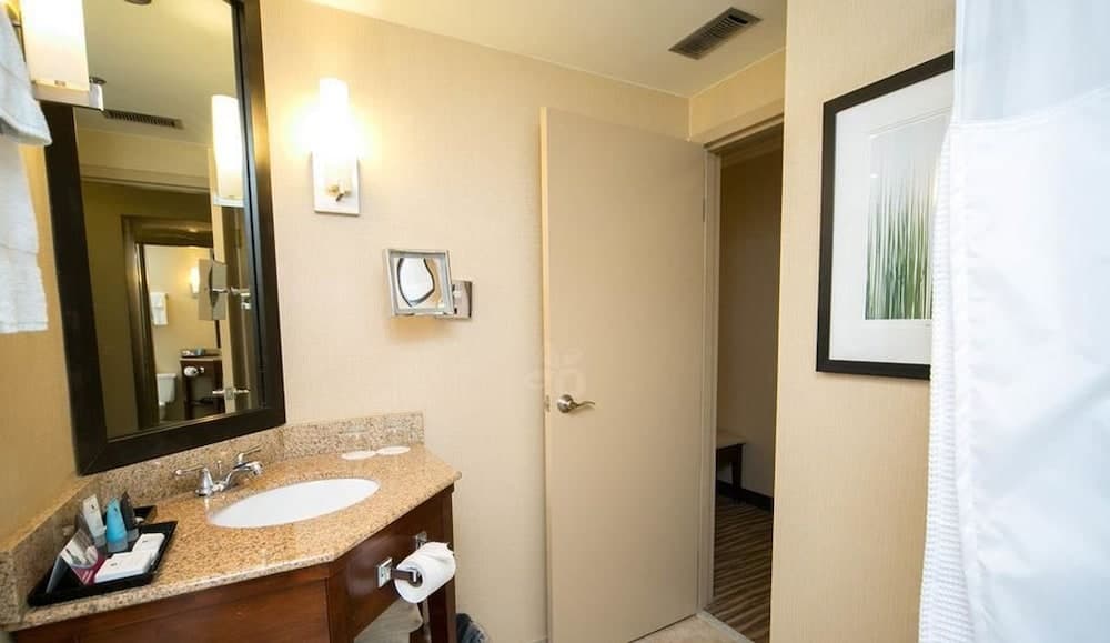 Pittsburgh Plaza Hotel