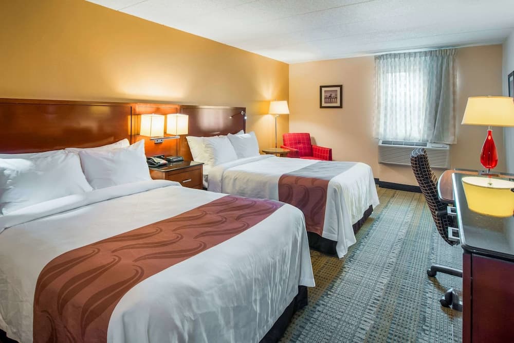 Quality Inn & Suites Virginia MN