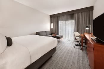 Courtyard by Marriott Memphis Airport