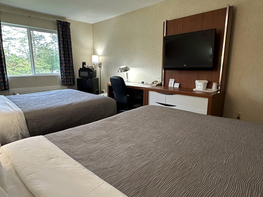 Quality Inn near Toms River Corporate Park