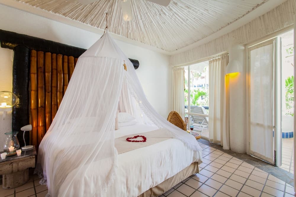 Club Cascadas de Baja