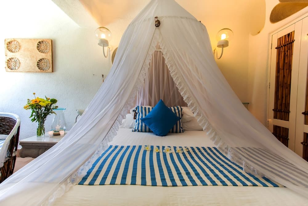 Club Cascadas de Baja