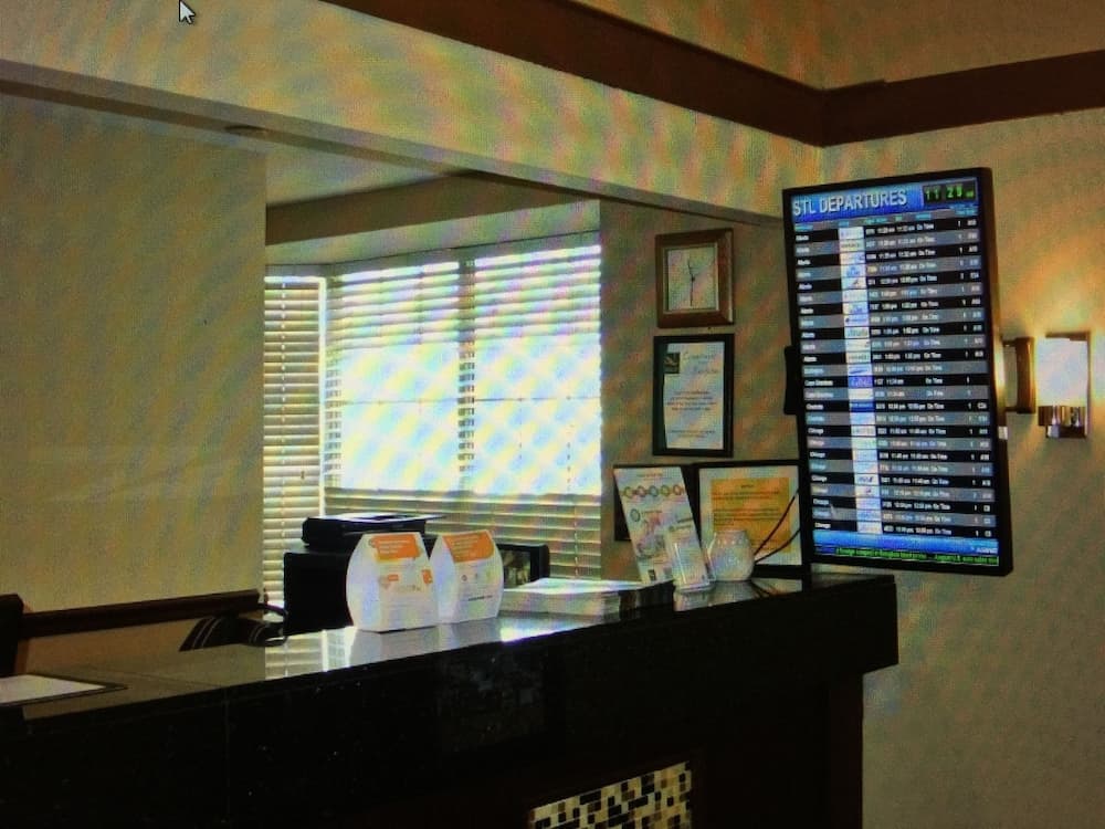 Quality Inn Saint Louis Airport