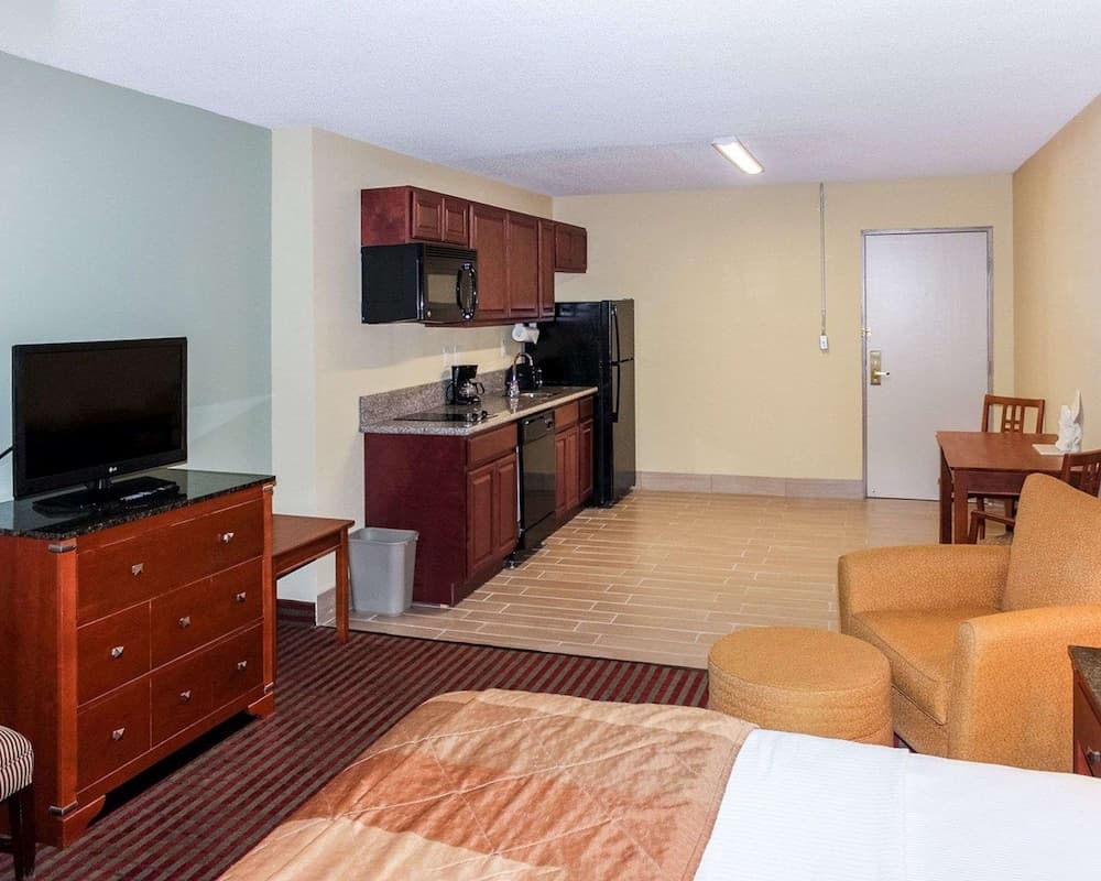 MainStay Suites Williamsburg Historic Area