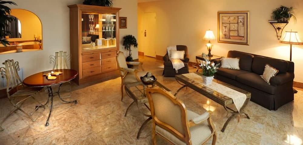 Sterling Hotel Dallas