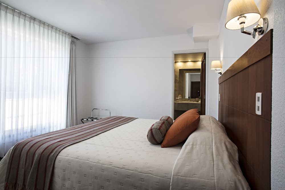 Camino Real Aparthotel, Downtown