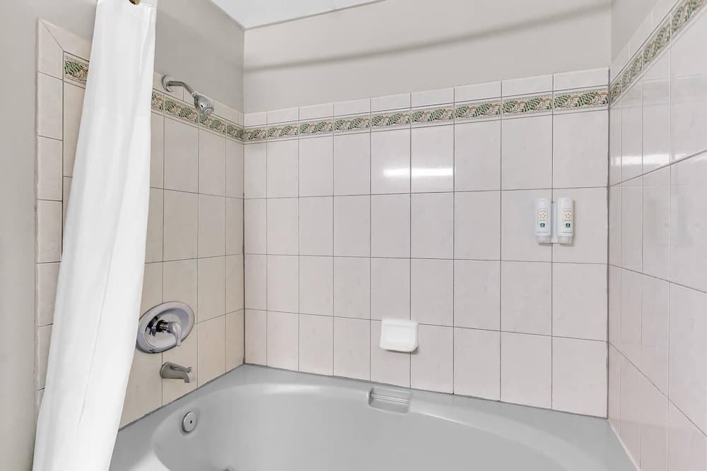 Quality Inn Salisbury North