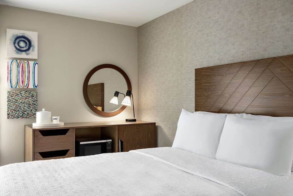 Hampton Inn Kansas City-Airport