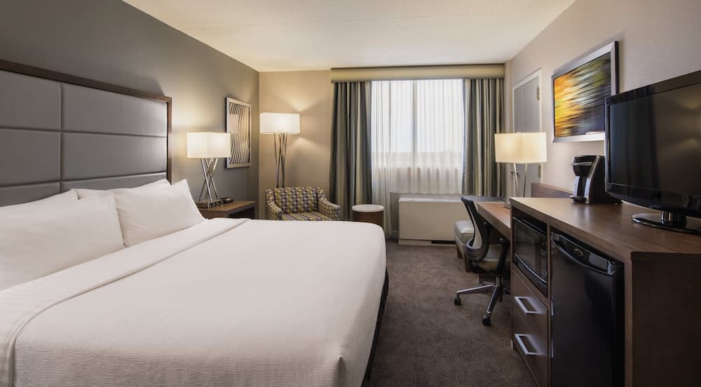 Holiday Inn Winnipeg South by IHG
