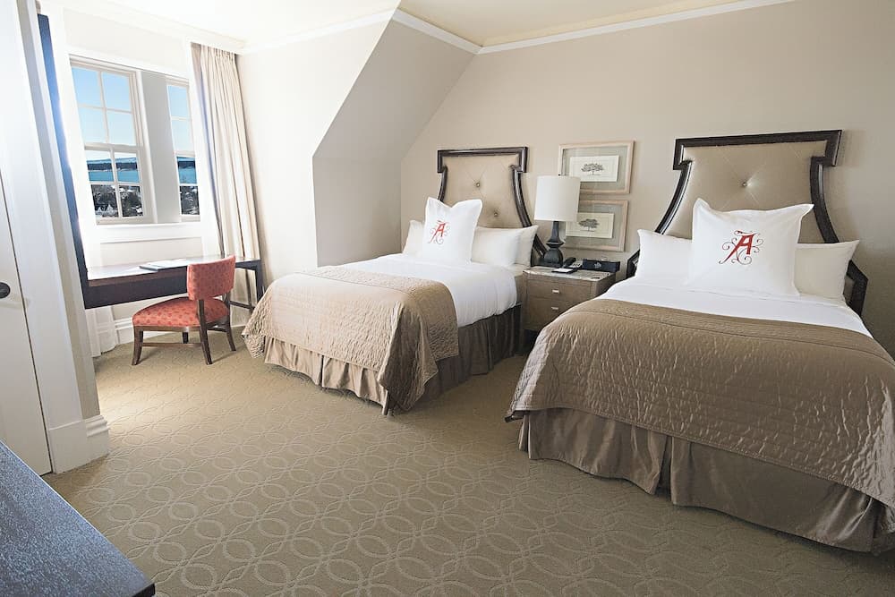 Algonquin Resort St Andrews by-the-Sea Autograph Collection