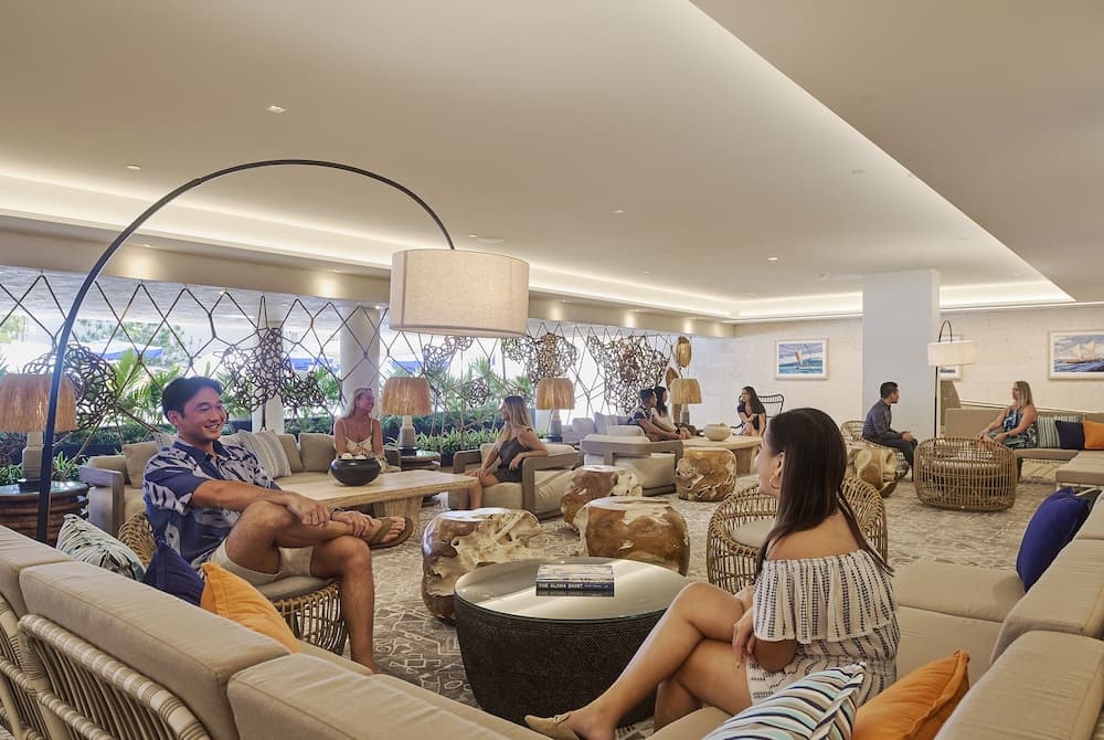 OUTRIGGER Reef Waikiki Beach Resort