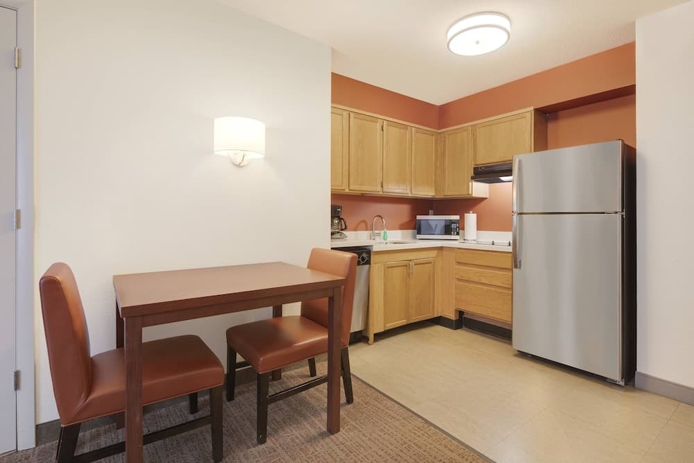 Residence Inn by Marriott Indianapolis Airport