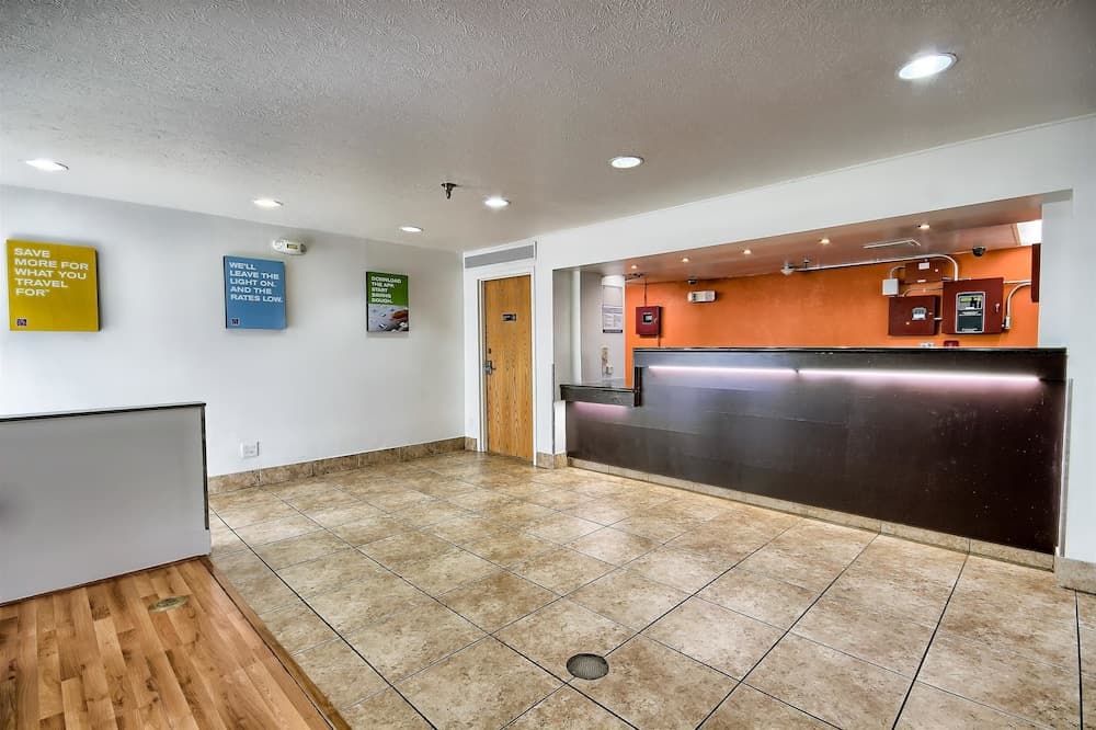 Motel 6 Columbus, OH - West