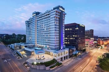 Hilton Kansas City Country Club Plaza
