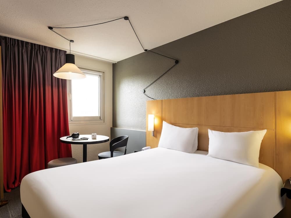 ibis Cergy Pontoise Le Port