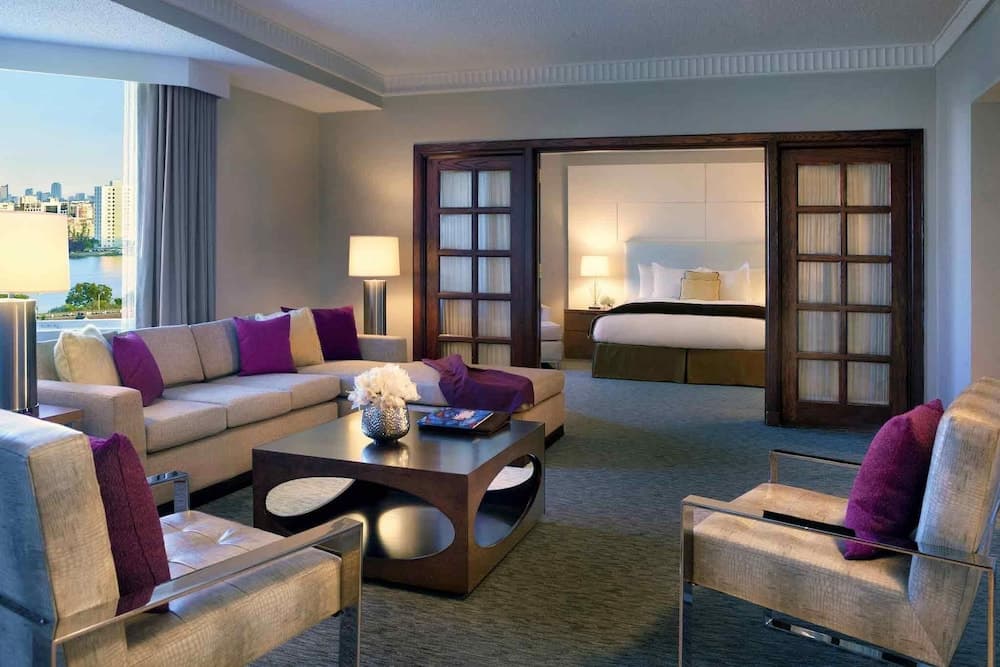 Pullman Miami Airport