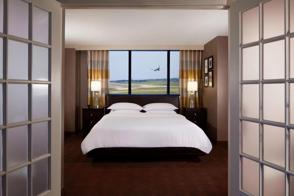 Sheraton DFW Airport Hotel
