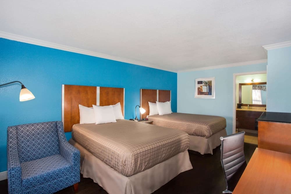 Days Inn by Wyndham Florida City