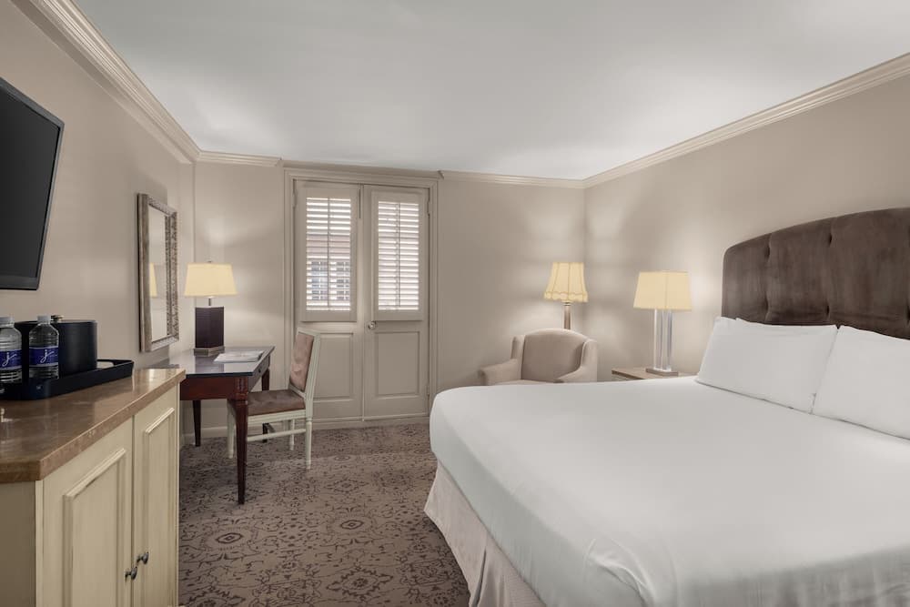 Dauphine Orleans Hotel