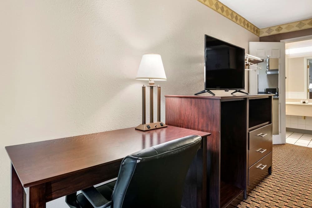 Rodeway Inn New Port Richey