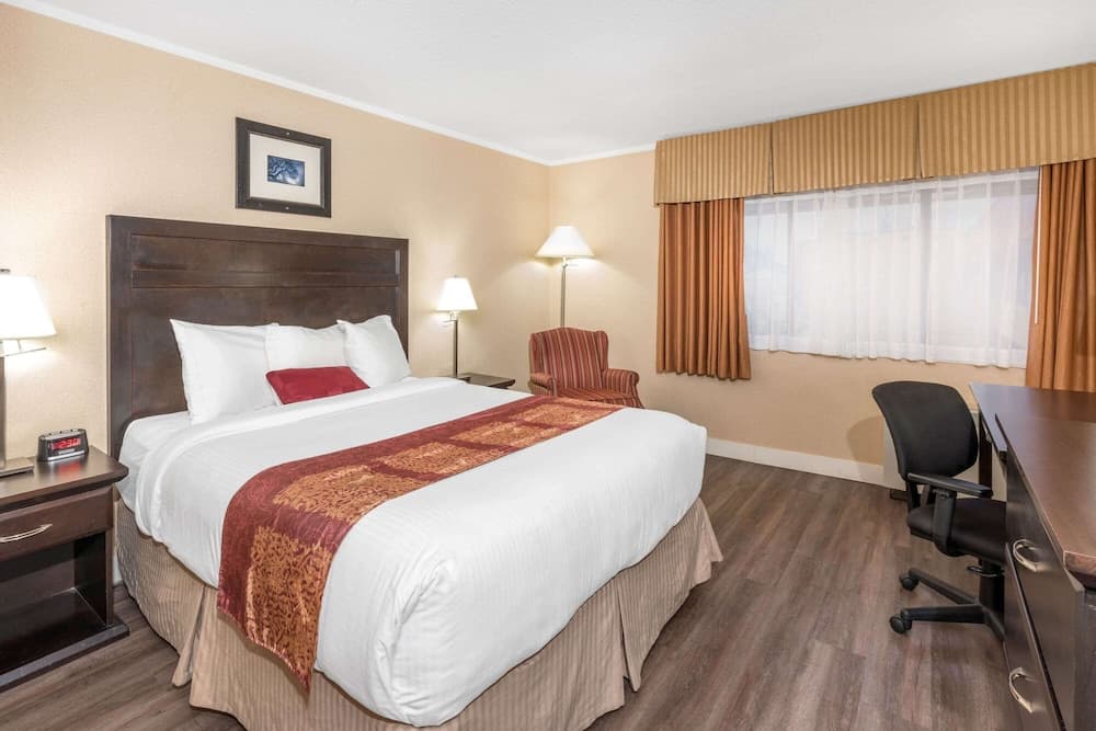 Ramada by Wyndham Coquitlam