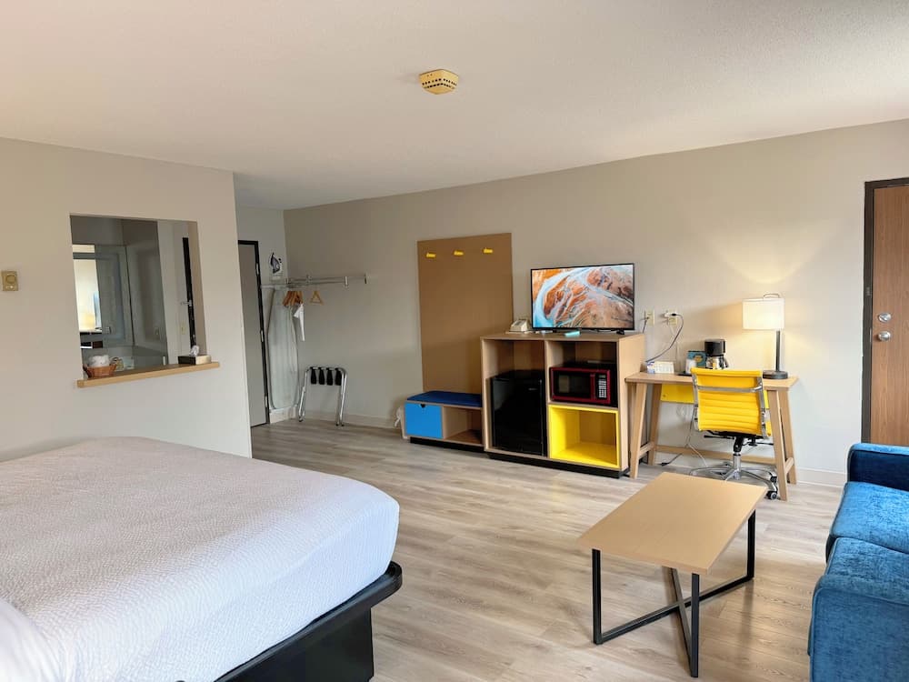 Days Inn by Wyndham Mason City