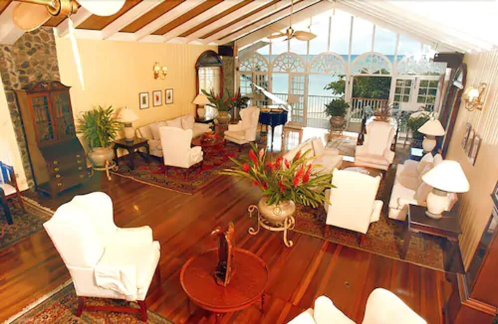 Shaw Park Beach Hotel & Spa