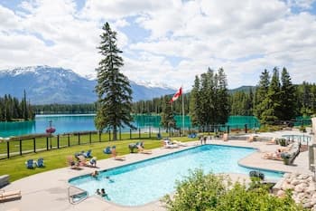 Fairmont Jasper Park Lodge