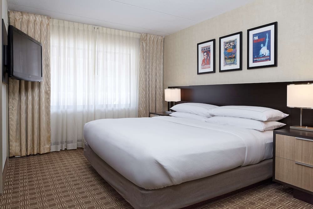 DoubleTree Suites by Hilton Nashville Airport