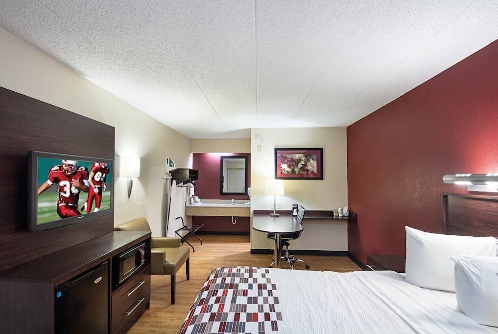 Red Roof Inn Cincinnati East - Beechmont