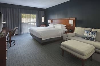 Courtyard by Marriott Norwalk