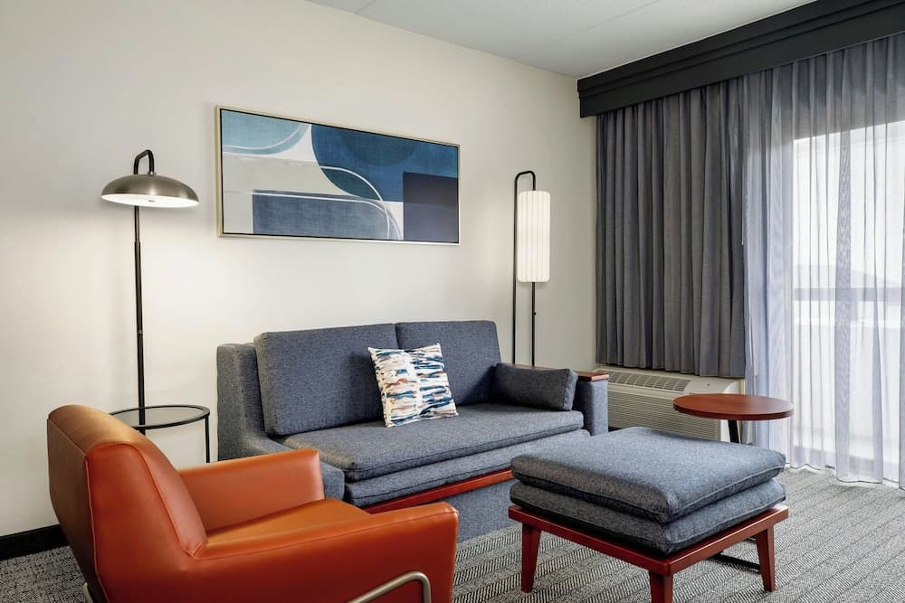 Courtyard by Marriott Minneapolis-St. Paul Airport