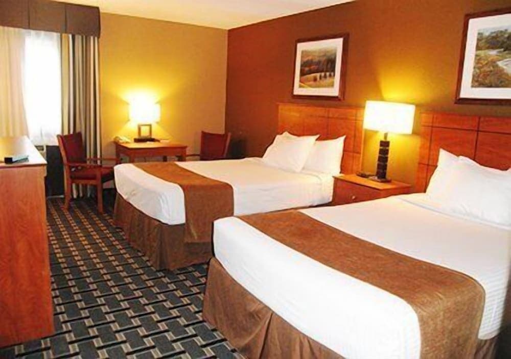 Quality Inn Thief River Falls