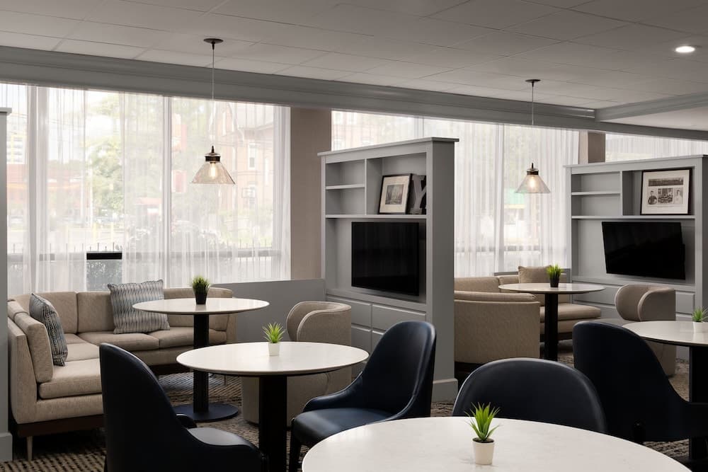 Courtyard New Haven at Yale