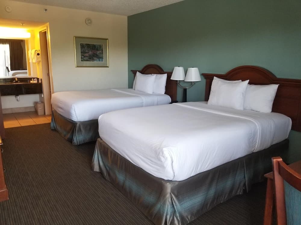 Baymont by Wyndham Sarasota