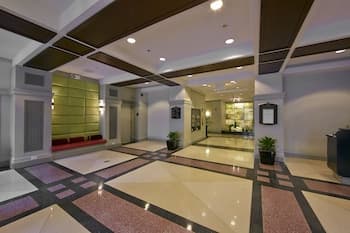 Warwick Allerton - Chicago