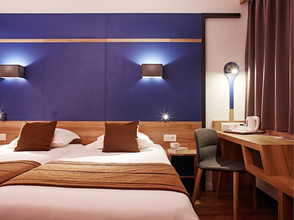 Median Paris Congres Hotel