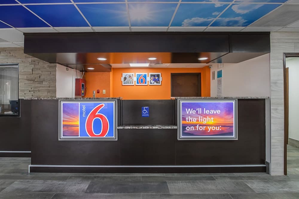 Motel 6 Savannah, GA - Midtown