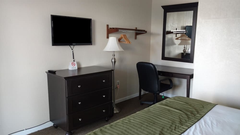 Americas Best Value Inn & Suites Kansas City