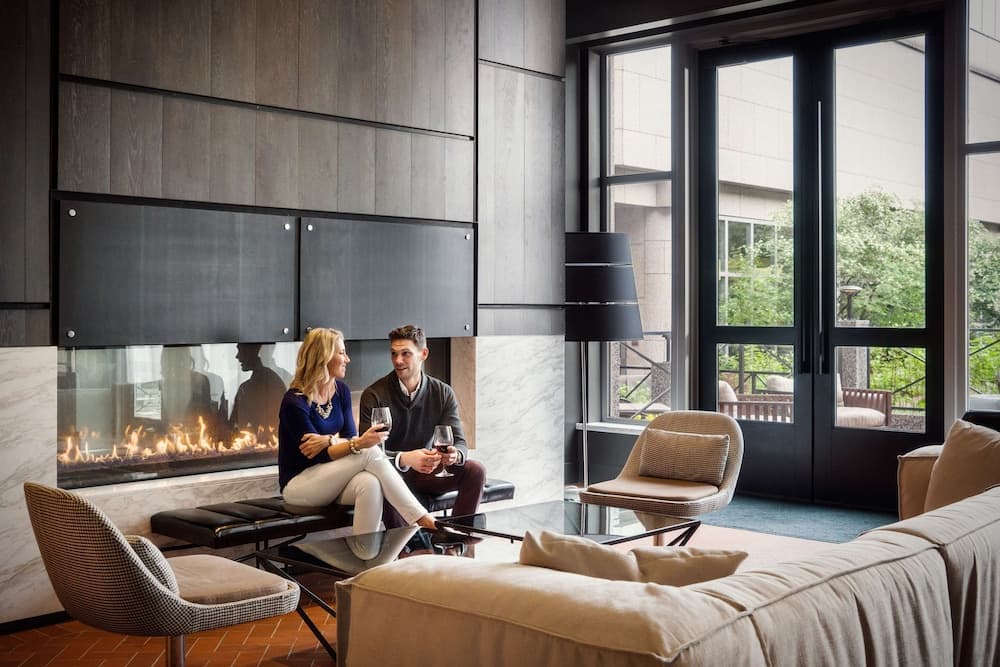 The Logan Philadelphia, Curio Collection by Hilton