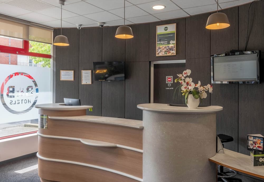 B&B HOTEL Amiens Centre Cathédrale