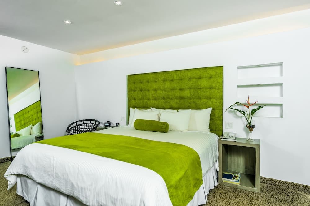 Riande Aeropuerto Hotel & Casino