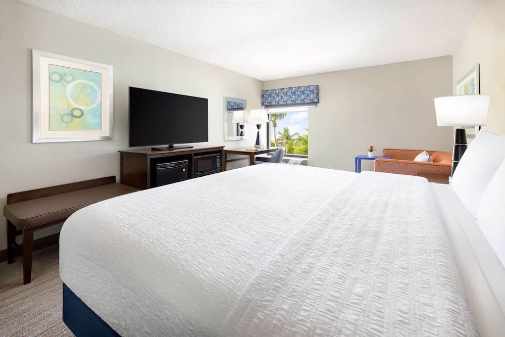 Hampton Inn Naples Central