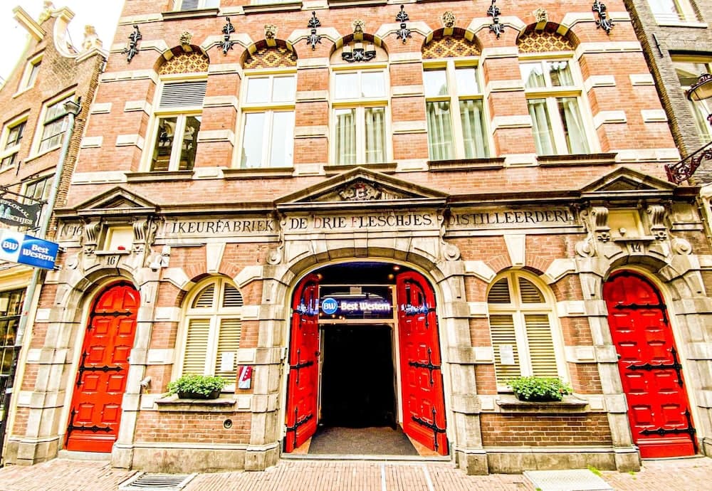 hotel image