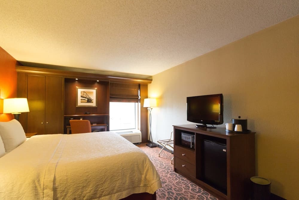 Hampton Inn Columbus-South