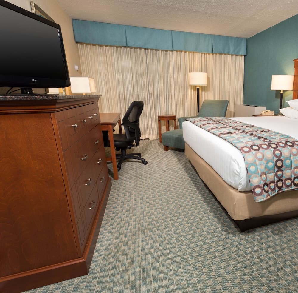 Pear Tree Inn St. Louis Near Union Station