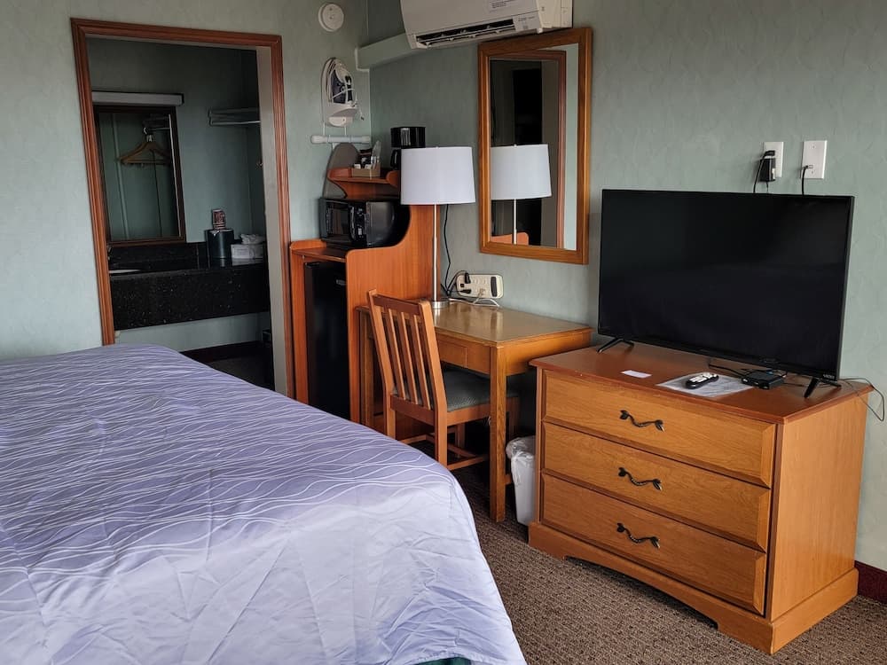 Downtown Inn and Suites