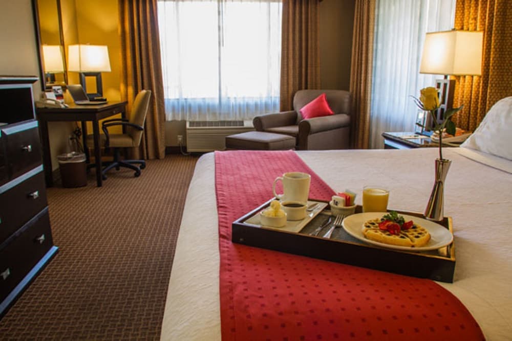 Holiday Inn Express La Mesa Near SDSU by IHG